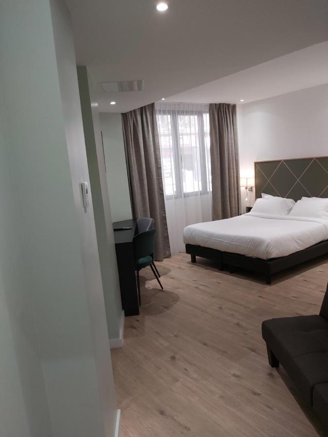 Hotel B Square Parigi