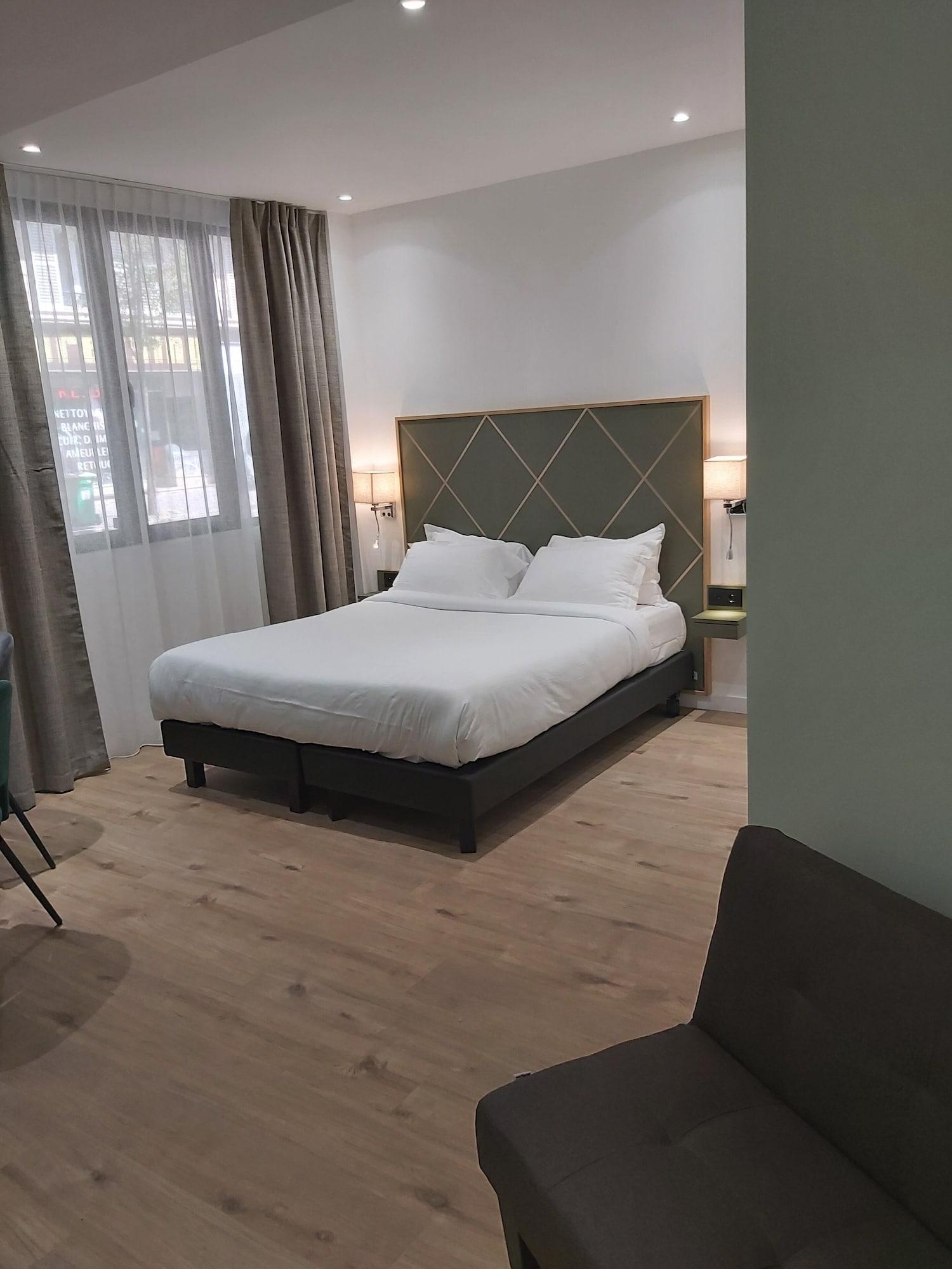 B Square 3* Parigi