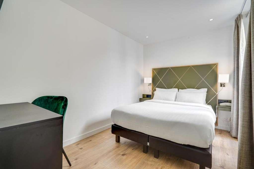 B Square Hotel