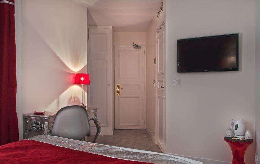 B Square 3* Parigi