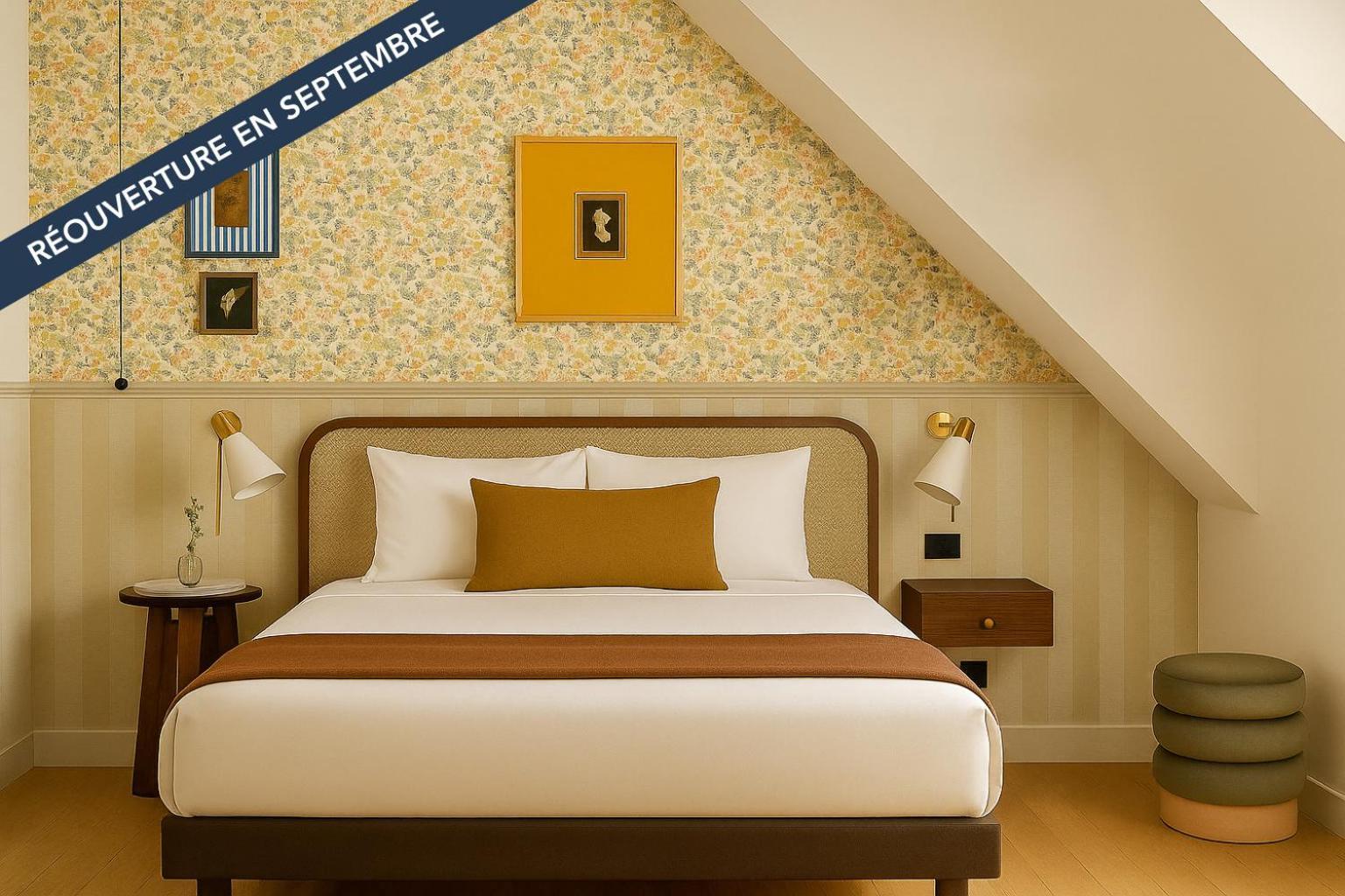 Hotel B Square 3*