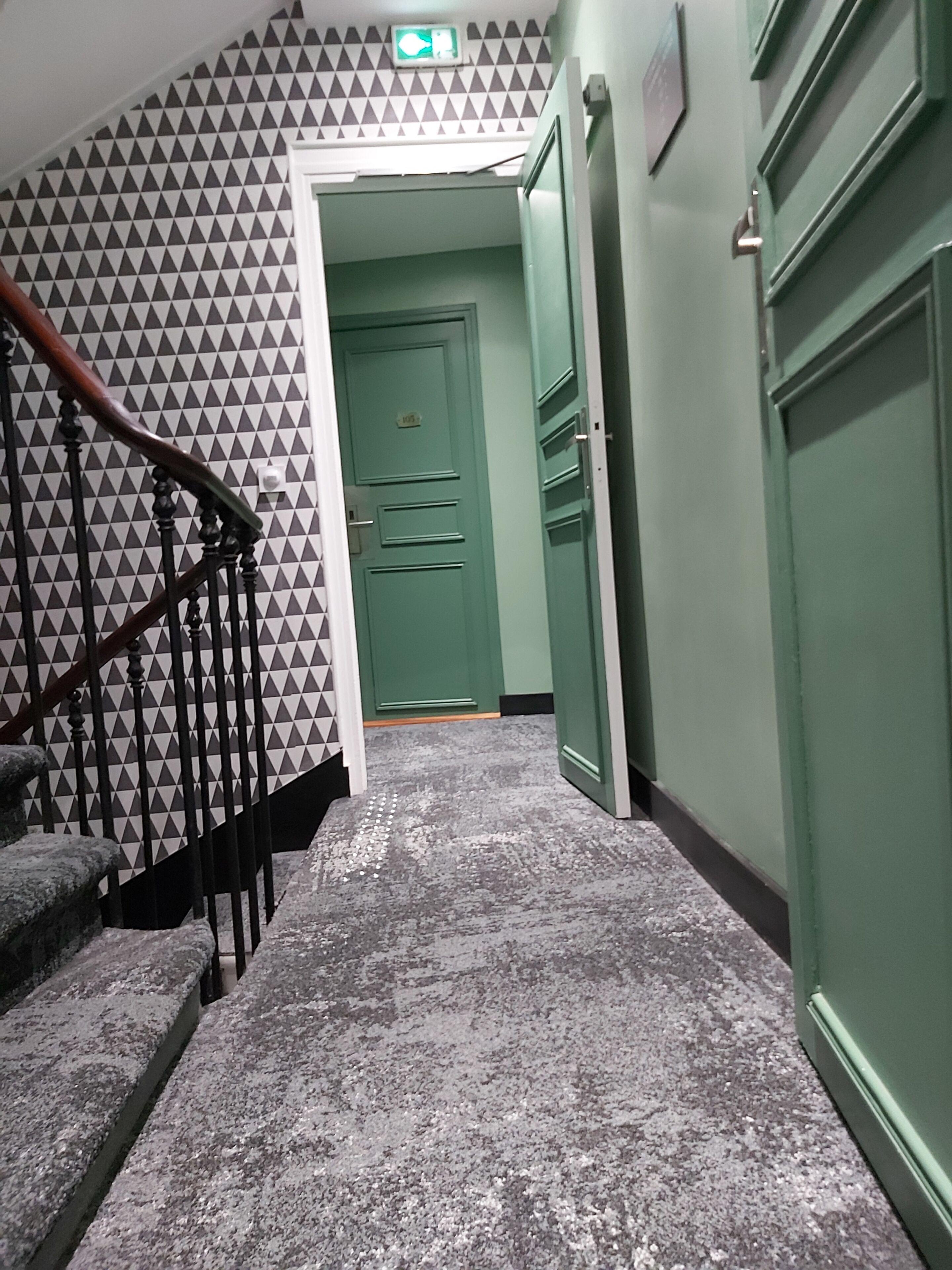 Hotel Joli Mome Paris