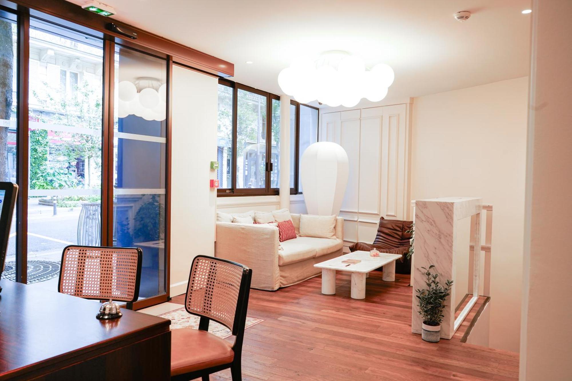 Hotel Joli Mome Paris